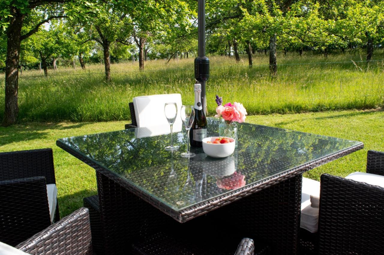 Orchard Farm Luxury Glamping And Campsite Glastonbury Exterior photo