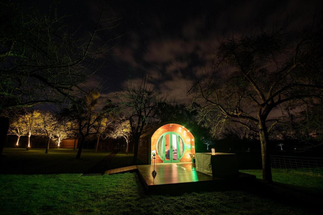 Orchard Farm Luxury Glamping And Campsite Glastonbury Exterior photo